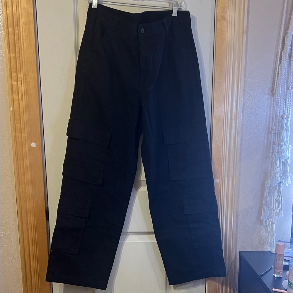 H&M Black Wide Leg Cargo Pants